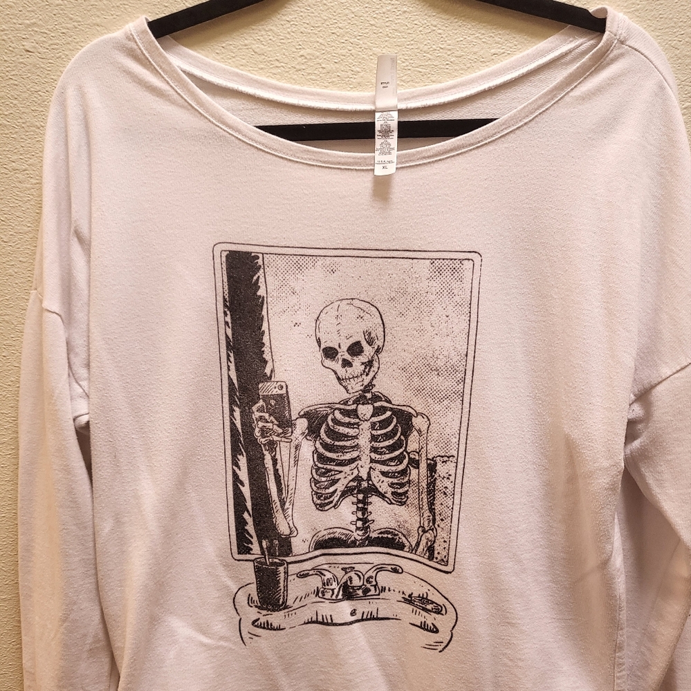 Skeleton Selfie Lightweight Sweatshirt- XL